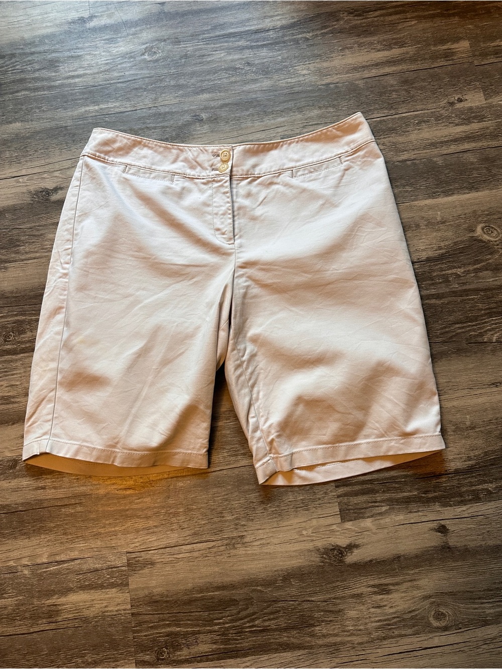 Ann Taylor Pale Pink Bermuda Shorts size 14